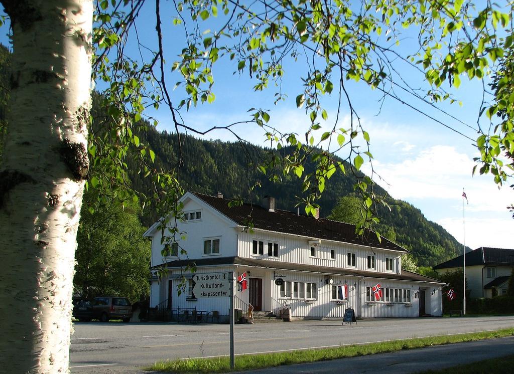 Nordbo Pensjonat Hotel Hjartdal Exterior photo